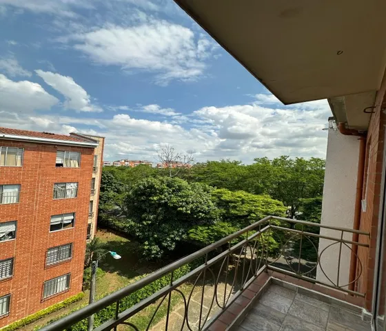 Apartamento En La Hacienda Sur De Cali