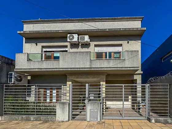 Casa En Venta En Villa Club - Hurlingham