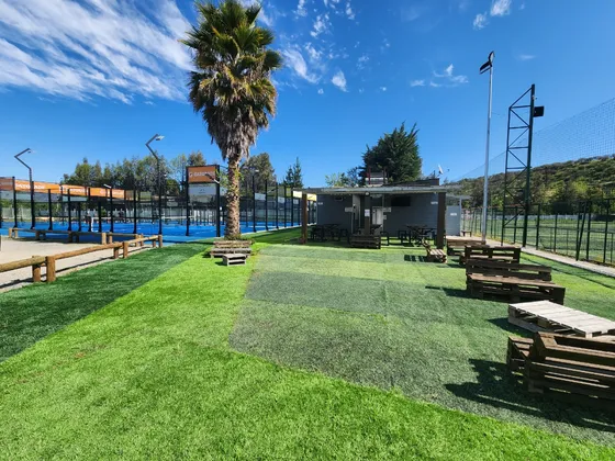 Se Vende Complejo Deportivo En Doñihue, Vi Region
