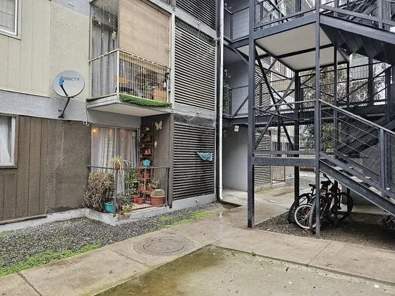 Departamento En Venta De 3 Dorm. En Pudahuel