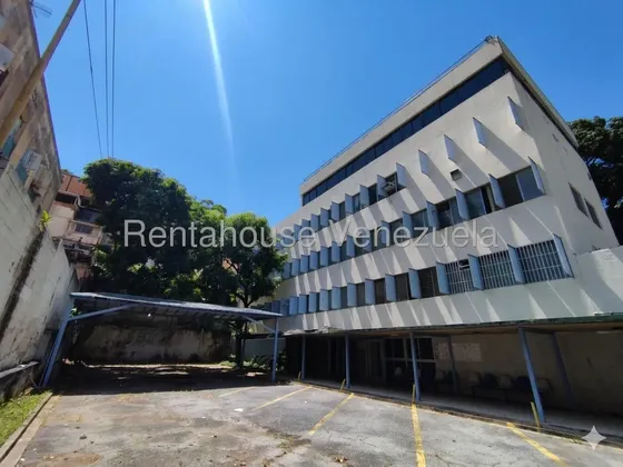 Edificio En Venta En La Alta Florida Clinico Comercial 4 Niveles Caracas
