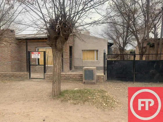 Venta Casa 2 Dormitorios Lamarque
