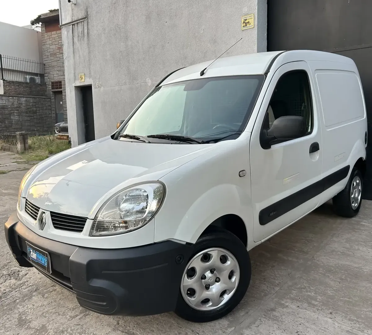 Renault Kangoo 1.6 2 Van Comfort AA DA SVT 1PLC