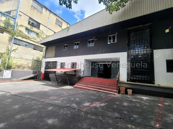 Galpón-depósito En Venta En Mariche Con Recepción, Oficinas, Montacargas, Tanque De 40.000 Litros Y Sistema De Alarma