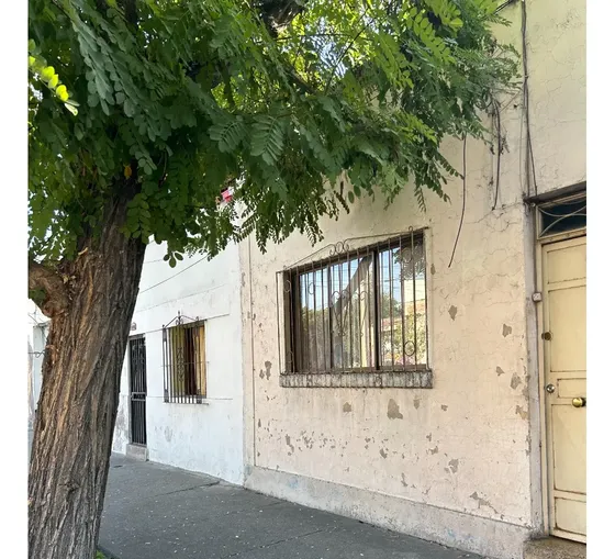 Casa Con Local Com. / Santiago Concha / Nuble / Santiago Sur