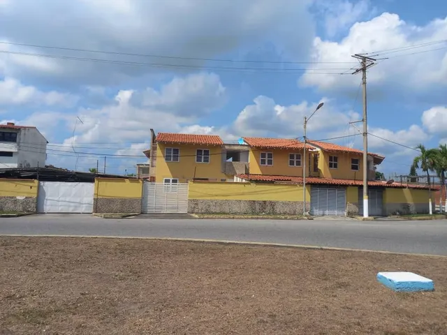 Res. Higuerote Villas 1 Habitación 2 Baños