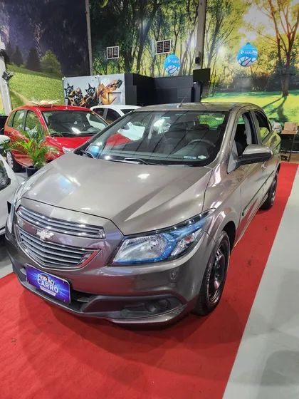 Chevrolet Onix 1.4 Ltz 5p