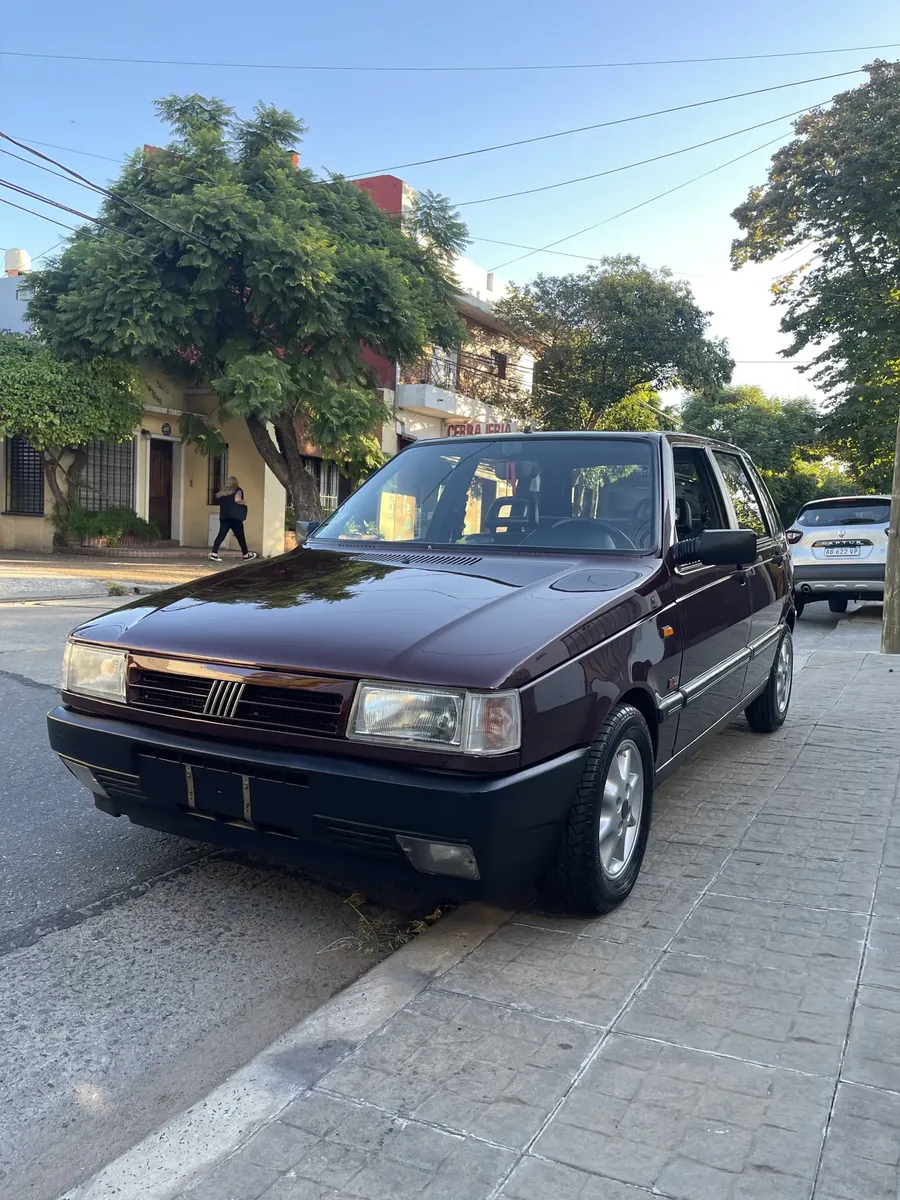Fiat Uno 1.6 Scr5342989224883097617