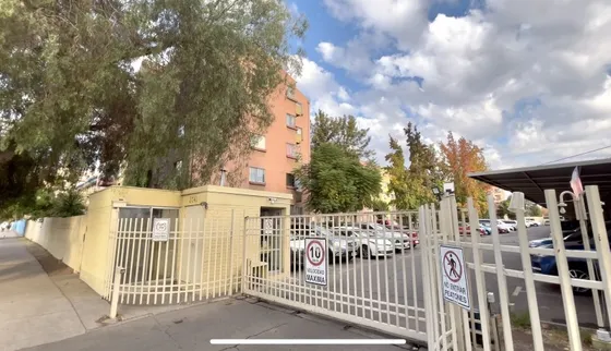 Amplio Depto. En Benito Rebolledo Macul 3d 2b 1e 