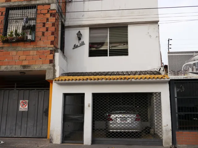 Rafael Carrasquel Trae Para Ti En Venta Amplia Y Cómoda Casa En Zona Centro Este De Barquisimeto Lara, Rc