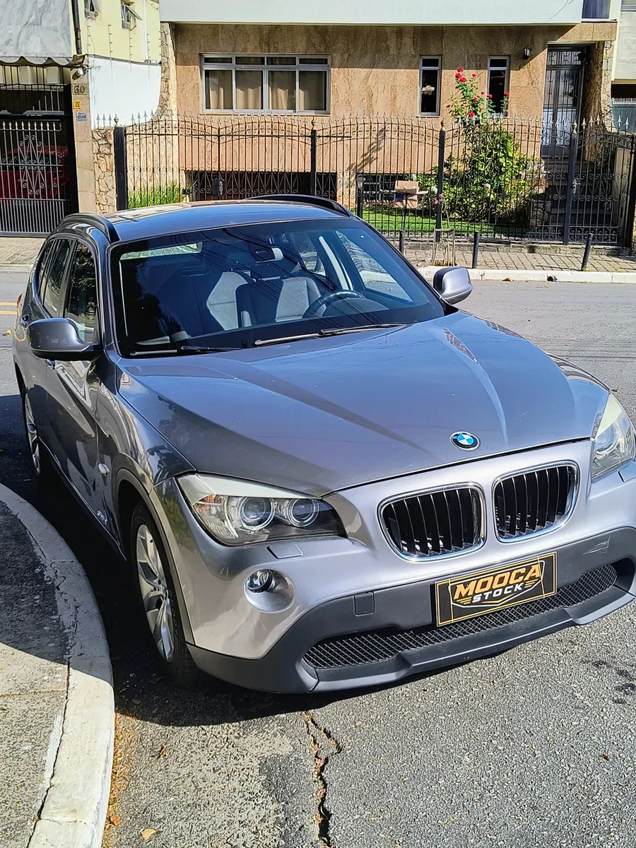 BMW X1 2011 2.0 Sdrive 18i Top 5p BMW X1 2011 2.0 Sdrive 18i Top 5p
