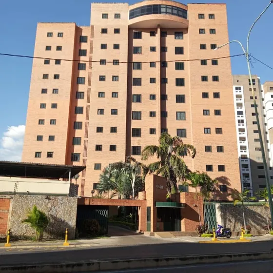 Alquiler Bello Apartamento Base Aragua, Res. Oasis. Yb7263 