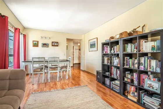 Departamento En Venta De 2 Dorm. En Las Condes