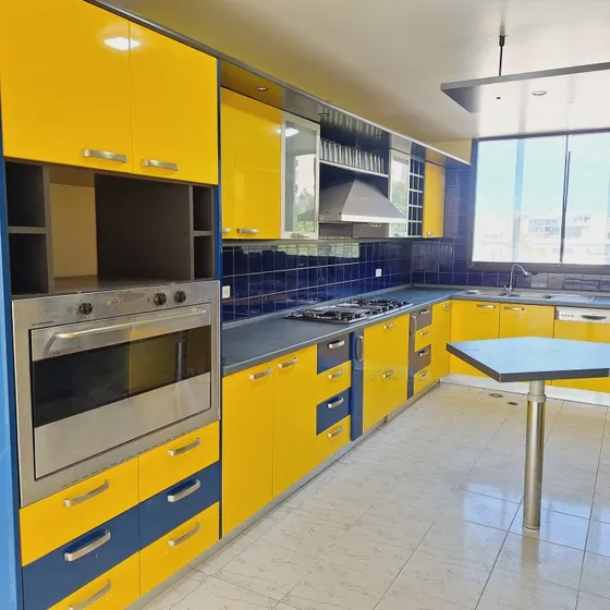 Se Alquila Apartamento Av Principal De Lecheria.yl