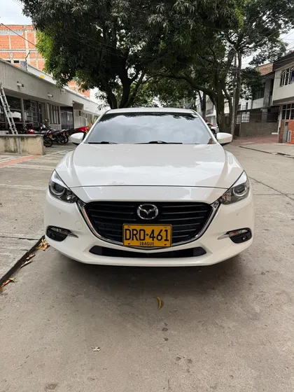 Mazda 3 2.0 Touring At