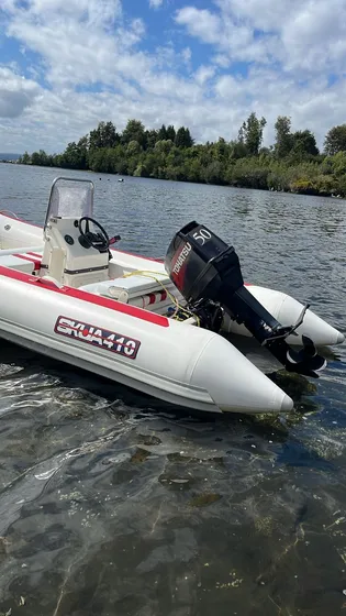 Bote Skua 410 Excelente Estado, Solo Utilizado En Agua Dulce