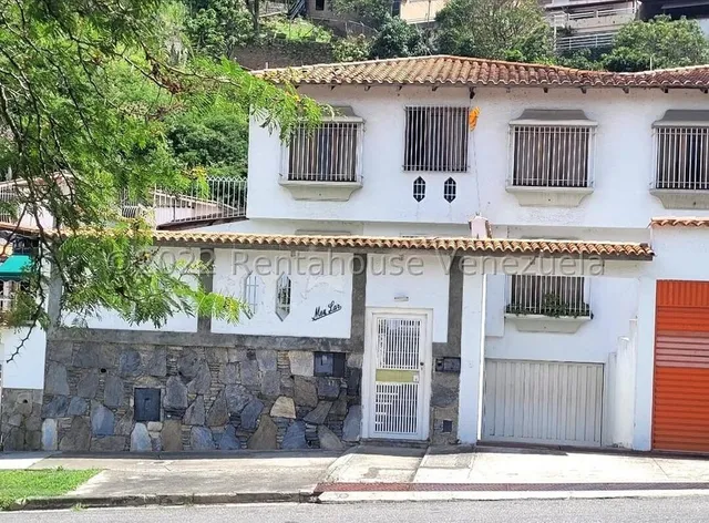 Se Vende Bella Casa En El Cafetal Mls 25-15156