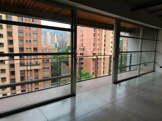  Apartaestudio En Arriendo Ubicado En El Poblado Sector La Tomatera (10794).