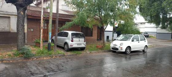 Casa En Venta - 3 Dormitorios 3 Baños 2 Cocheras - 164mts2 - Lomas Del Mirador