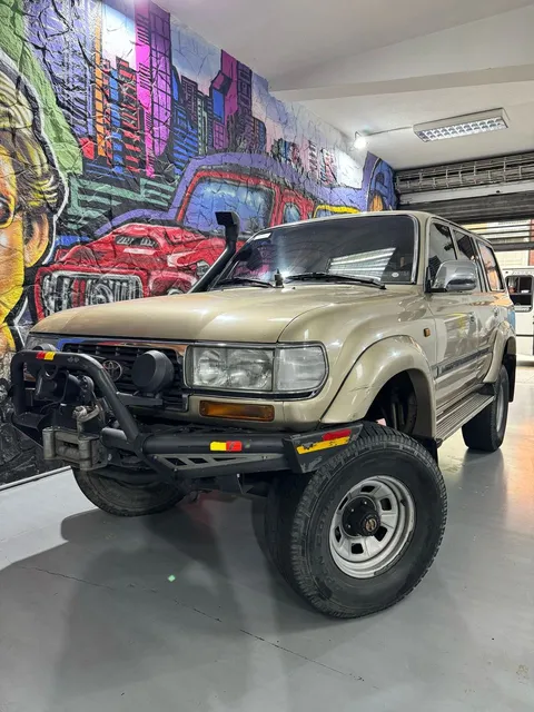Toyota Land Cruiser Burbuja