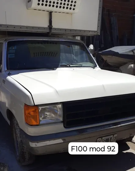 Ford F-100 3.9 D