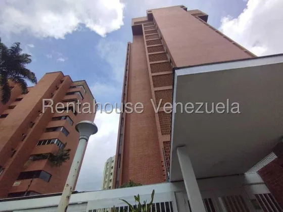 Apartamento En Alquiler Los Naranjos 25-16944