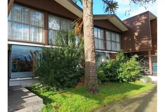 Hotel En Venta, Excelente Ubicación En Pucón