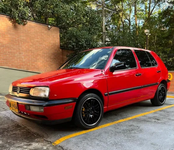 Volkswagen Golf 1.8 Gl