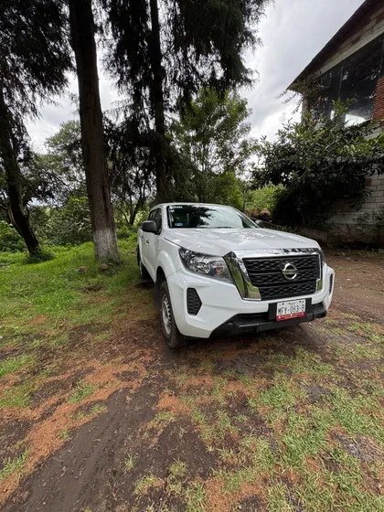 Nissan Frontier 2.5 Xe Dc 4x2 Mt