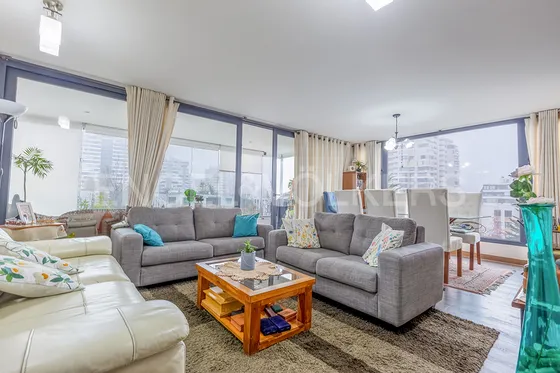 Departamento En Venta Sector Colón, Barrio El Golf