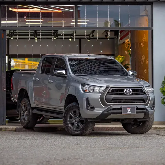 Toyota Hilux 2.7