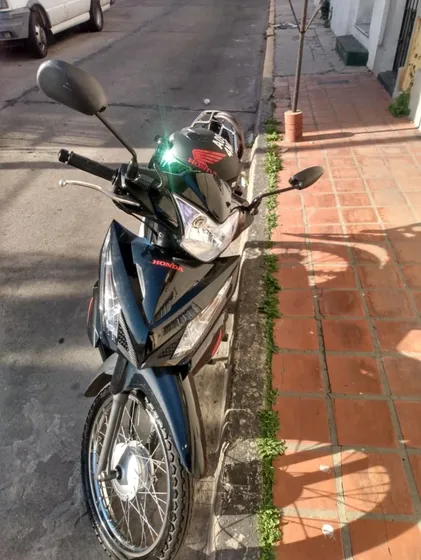 Honda Wave S 110cc. Vtv Recién Hecha.  Bateria Y Regulador N