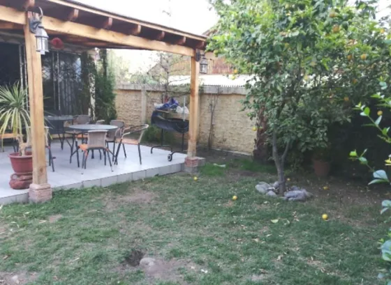 Casa Aislada, Metro Los Orientales, 4 Dorm. 2 Baños, 4 Estac