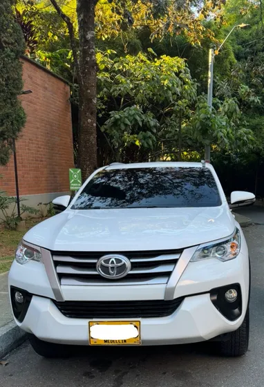 Toyota Fortuner 2.7l