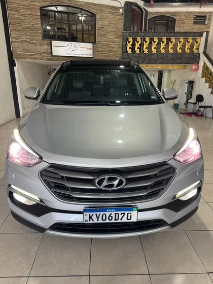 Hyundai Santa Fe 3.3 7l 4wd Aut. 5p