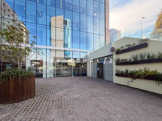 Local Comercial En Arriendo En Las Condes
