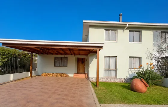 Venta De Casa 2 Pisos En Pobl. Manzanal, Rancagua
