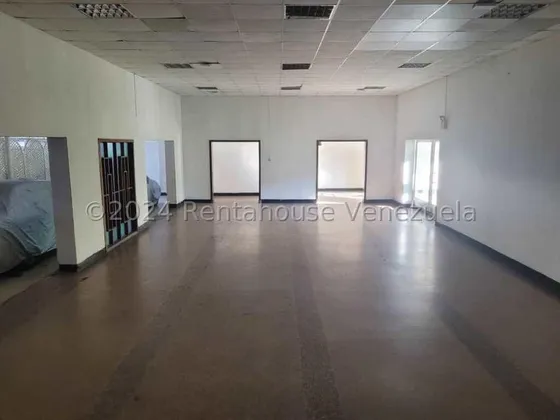 Local Comercial En Alquiler Valle Abajo Mls #25-5234 Bm