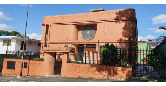 Edificio En Venta En Altamira 8va Y 9na Transversal Chacao Caracas 
