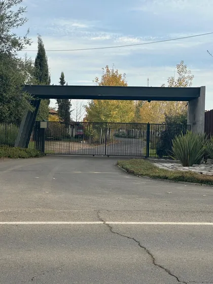 Vendemos Excelente Sitio De 5.000 M2 En Loteo Junquillar