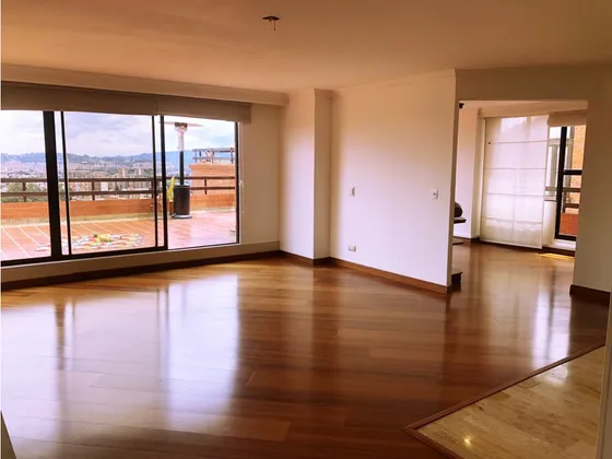 Se Vende Apartamento En Bosque De Pinos 
