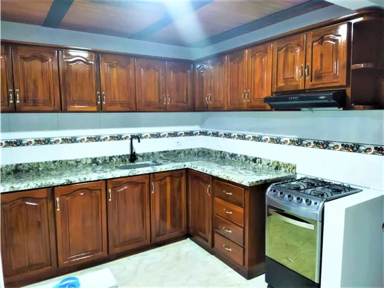 Venta De Casa Con Renta En Villamaria 