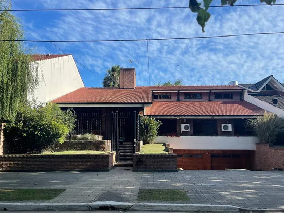 Casa - Lomas De Zamora Oeste