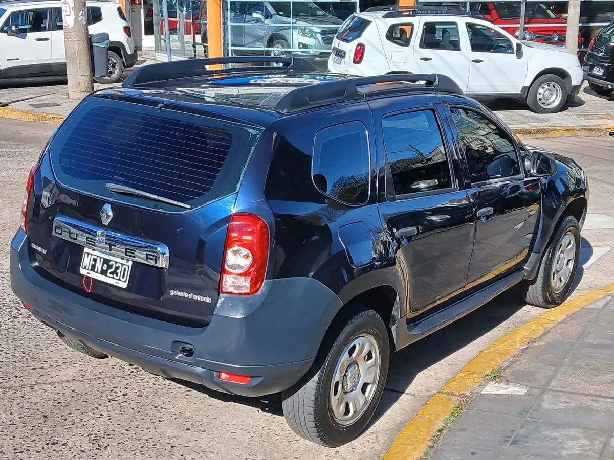 Renault Duster 1.6 4x2 Confort 110cv543618918285332487