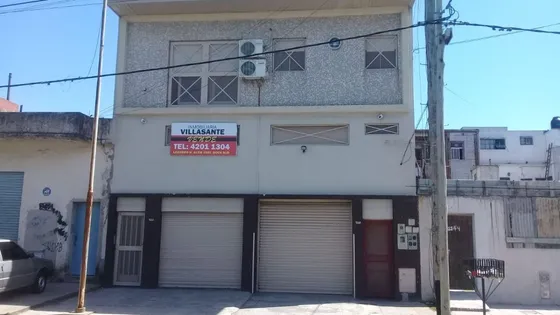 Dock Sud, Amplio Galpón 390m2 Y Departamento 5 Ambientes, Mas Espacio Libre.