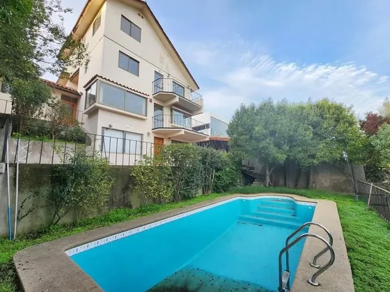 Arriendo De Casa En Sector Residencial Los Almendros Reñaca!