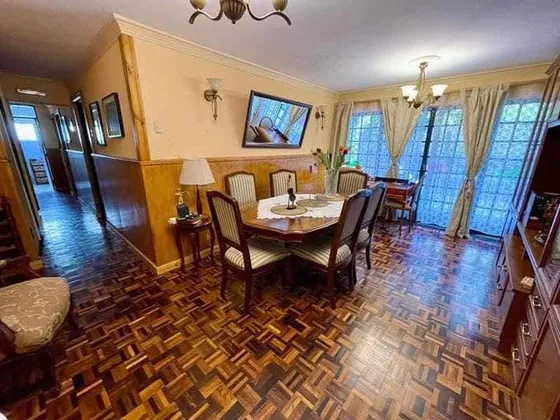 Depto De 100 M2 Con 4 Dormitorios En Turístico Cerro Alegre!