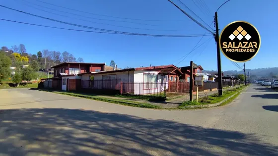 Se Vende Casa Con Departamento Independiente En Panguipulli