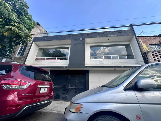 Casa Con 2 Terrazas En Tláhuac, Lujo Accesible