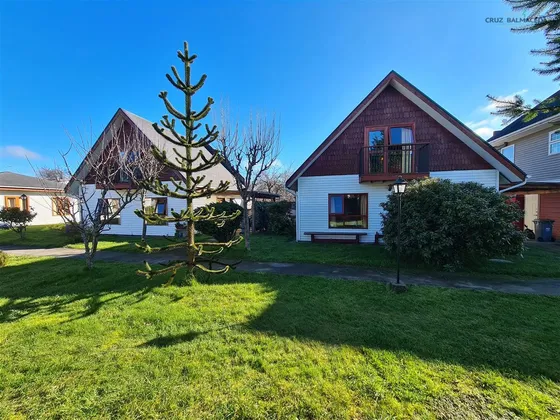 Casa En Venta De 2 Dorm. En Frutillar